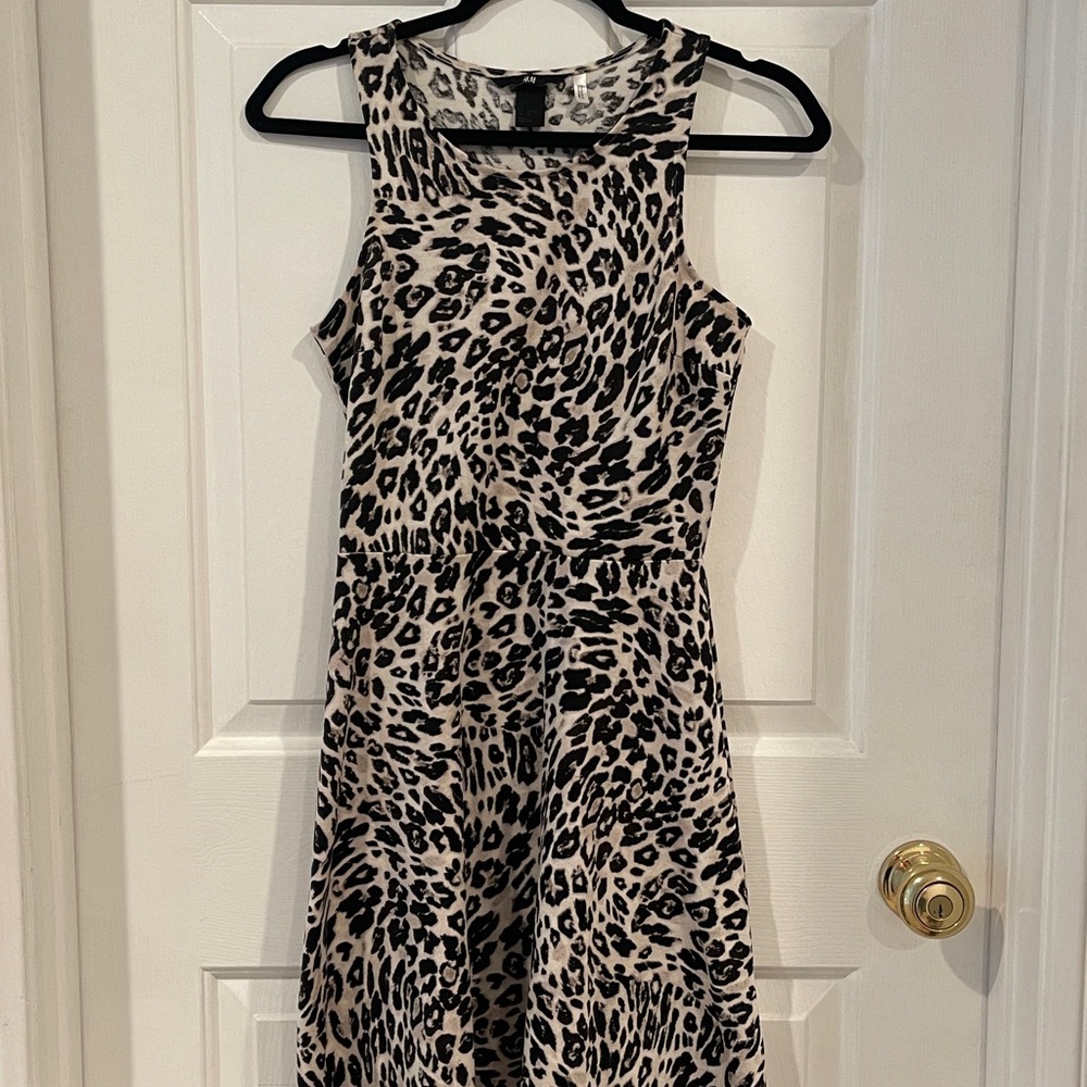Leopard Print Sleeveless Dress